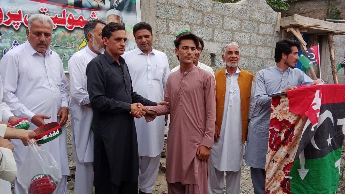 Dozens of Families Join PPP in PK-25 Buner After Leaving Rival Parties in Major Political Shift